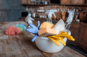 [INFOGRÁFICO] Limpeza de casa na quarentena: 4 dicas para combater o coronavírus